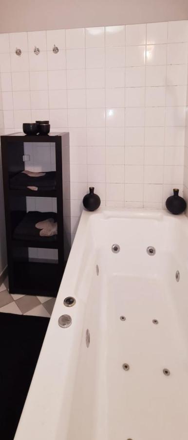 Krisna Apartment ブダペスト エクステリア 写真